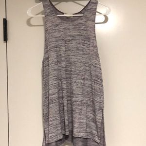 Aritzia Wilfred Free Tank Top